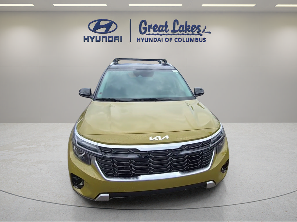 Used 2024 Kia Seltos S AWD/4WD image 2