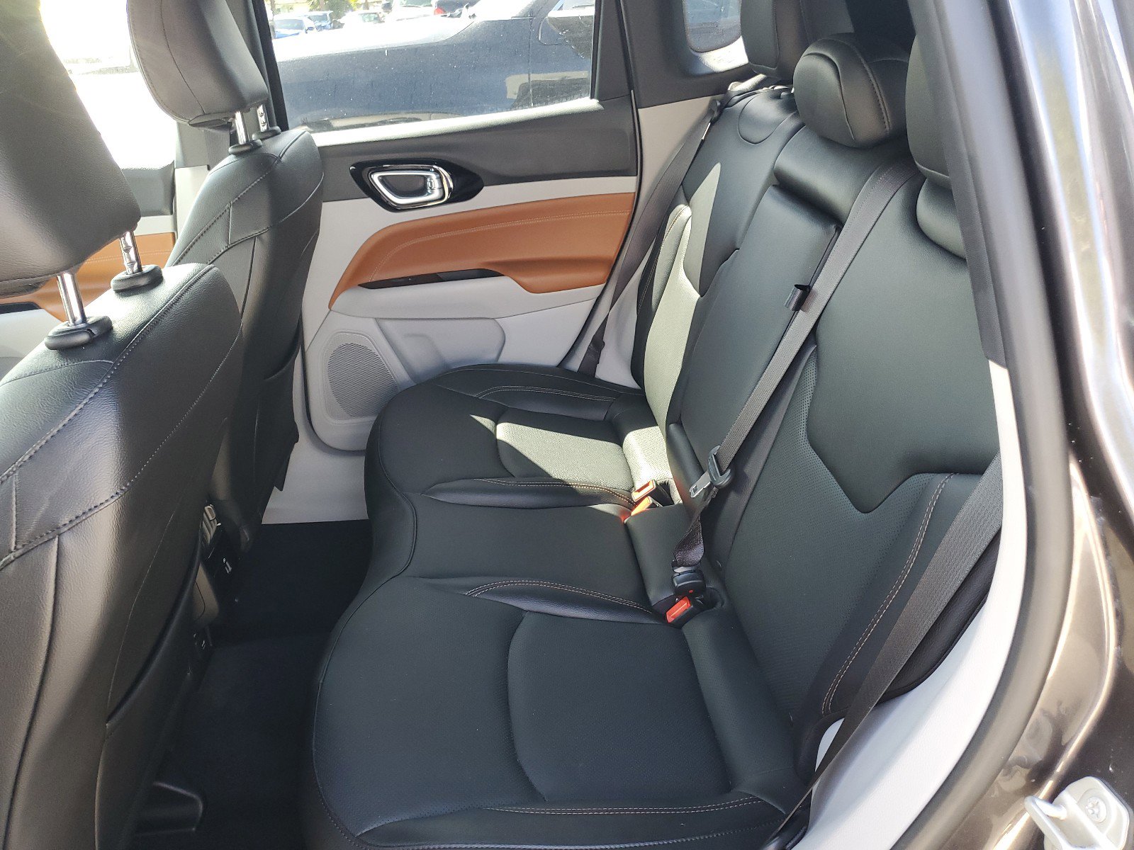 Used 2023 Jeep Compass Limited w/ Elite Group image 14