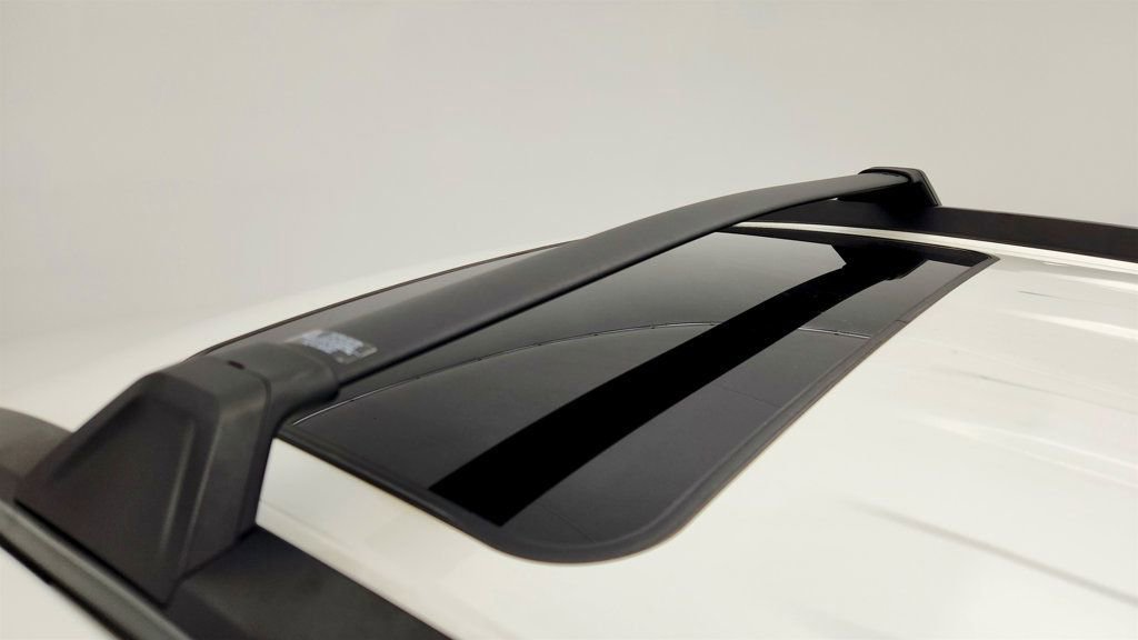 Used 2024 Toyota Corolla Cross XLE w/ Convenience Package image 10