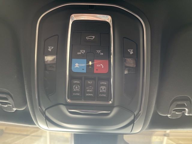 Used 2024 Jeep Wagoneer Series II image 24