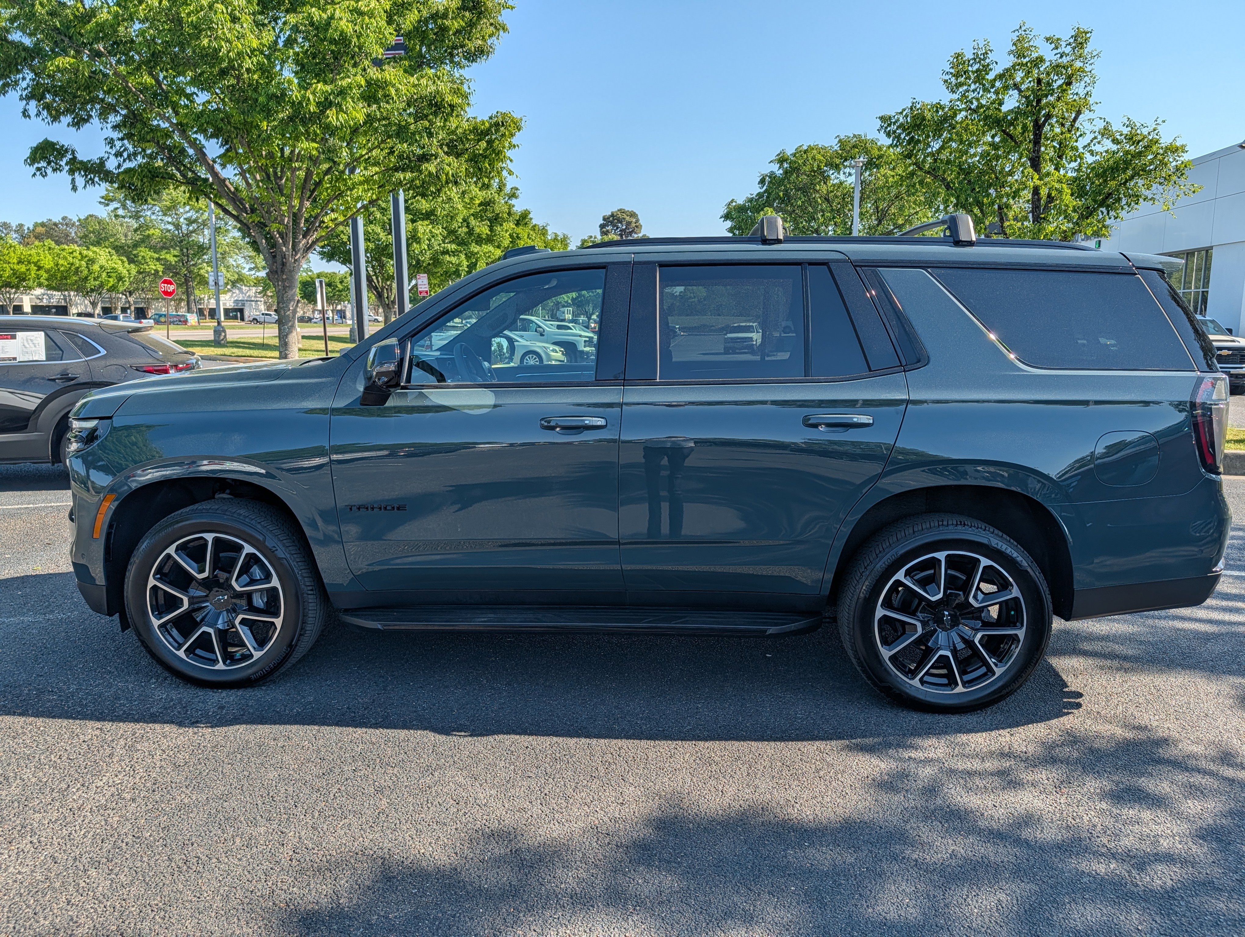 Used 2026 Chevrolet Tahoe RST w/ Comfort Package image 5