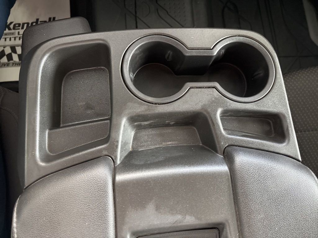 Used 2020 Chevrolet Silverado 2500 Custom w/ Custom Value Package image 18