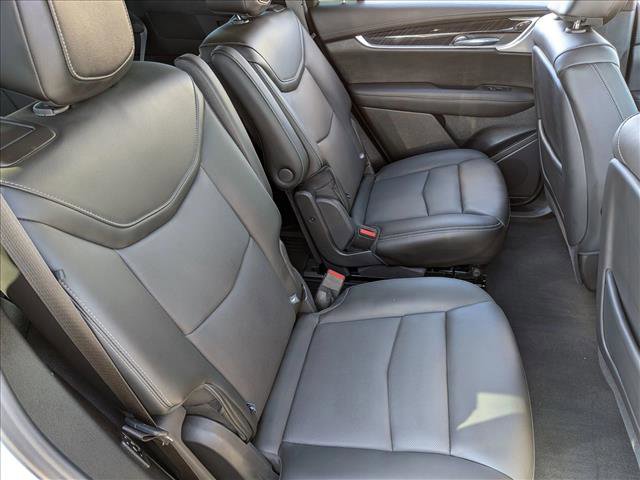 Used 2024 Cadillac XT6 Premium Luxury w/ LPO, Floor Liner Package FWD image 21