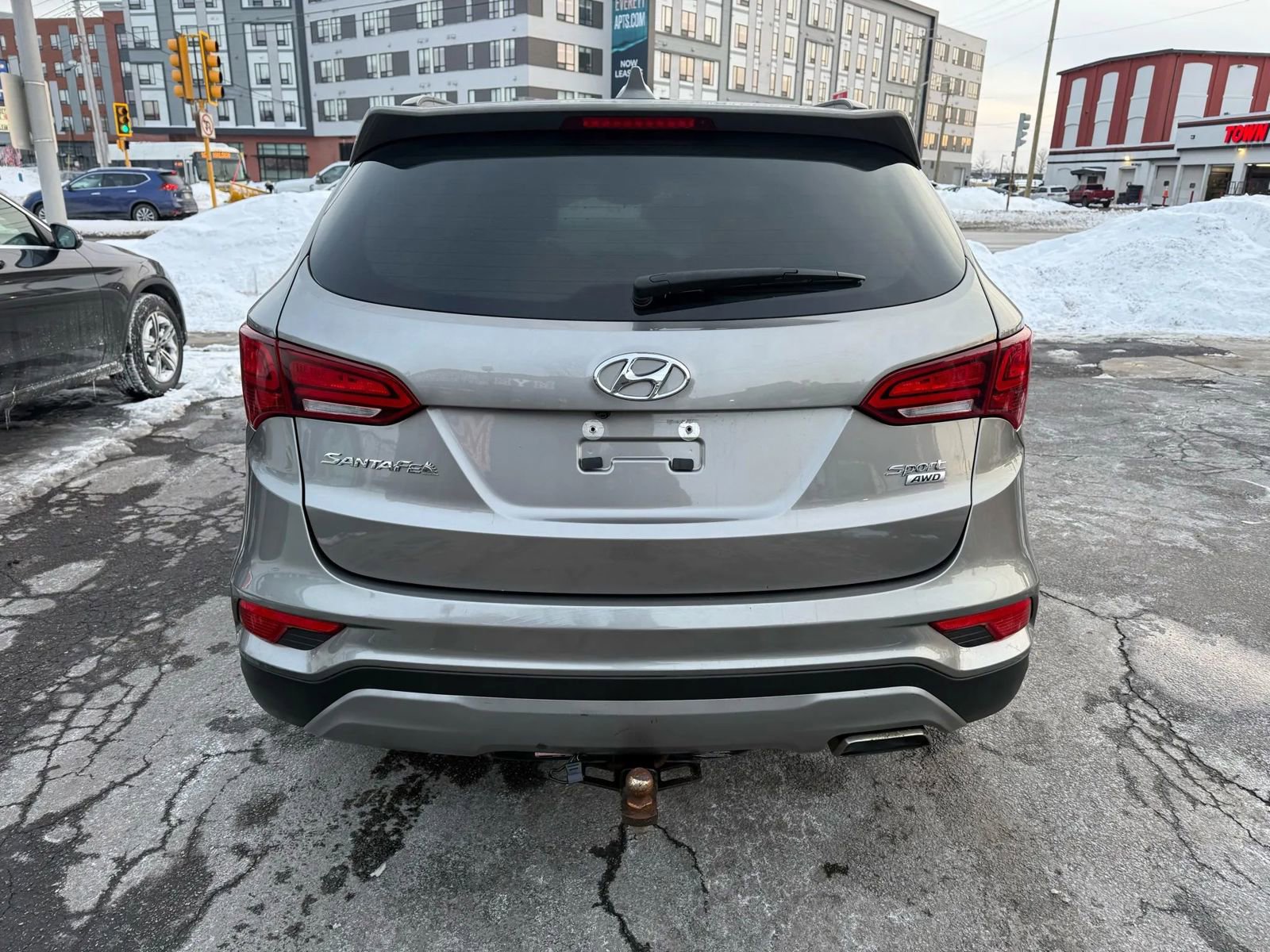 Used 2017 Hyundai Santa Fe Sport image 5