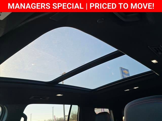 New 2026 Chevrolet Traverse RS image 14