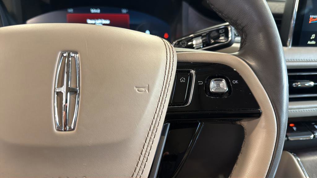 Used 2022 Lincoln Aviator Reserve w/ Equipment Group 201A image 24