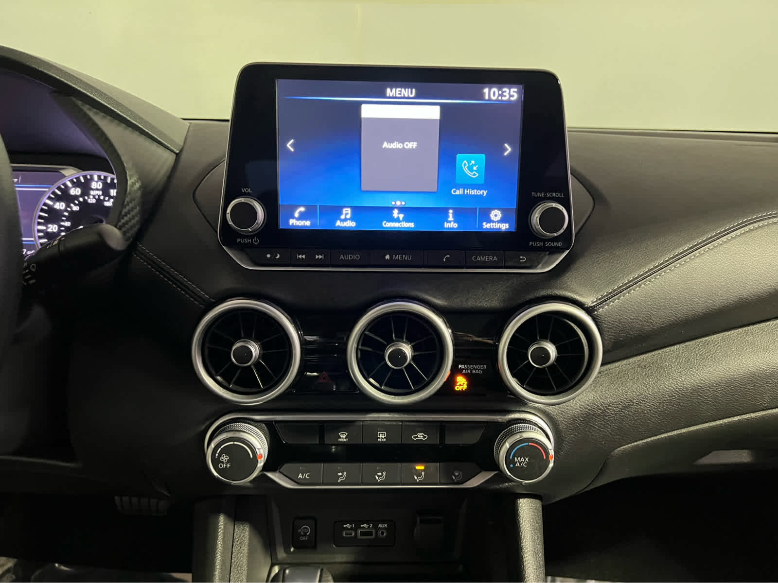 Used 2025 Nissan Sentra SV FWD image 10
