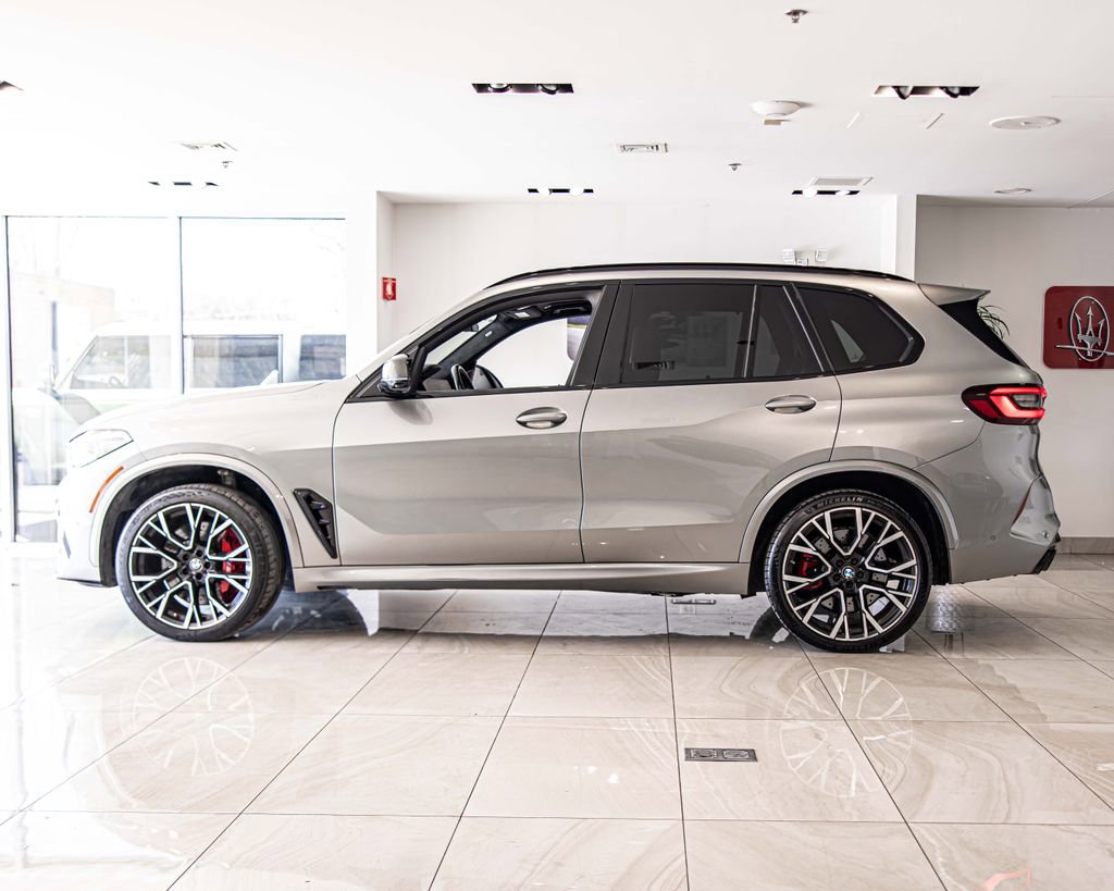 Used 2022 BMW X5 M Competition image 6