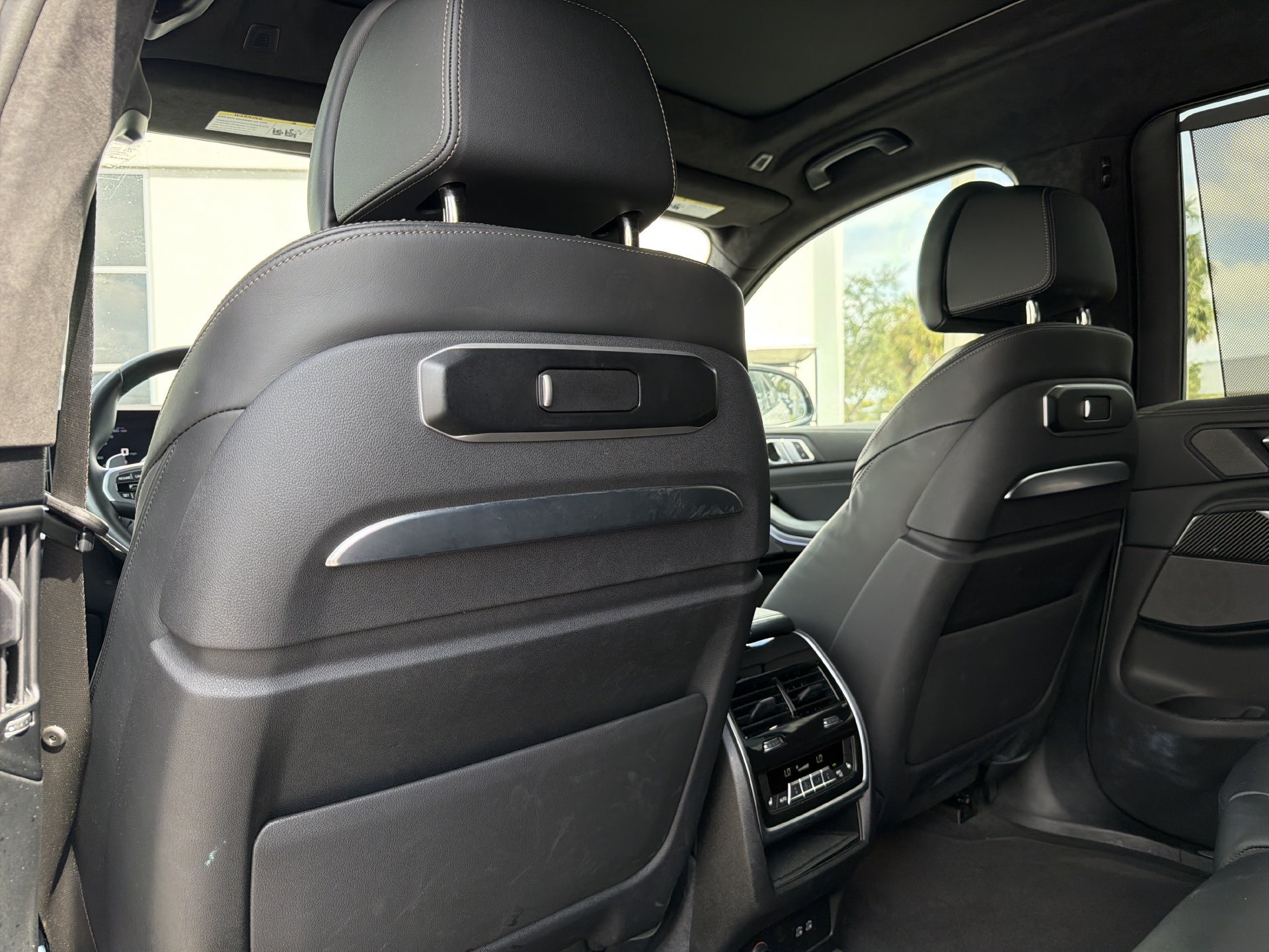 Certified 2026 BMW X7 M60i AWD/4WD image 21