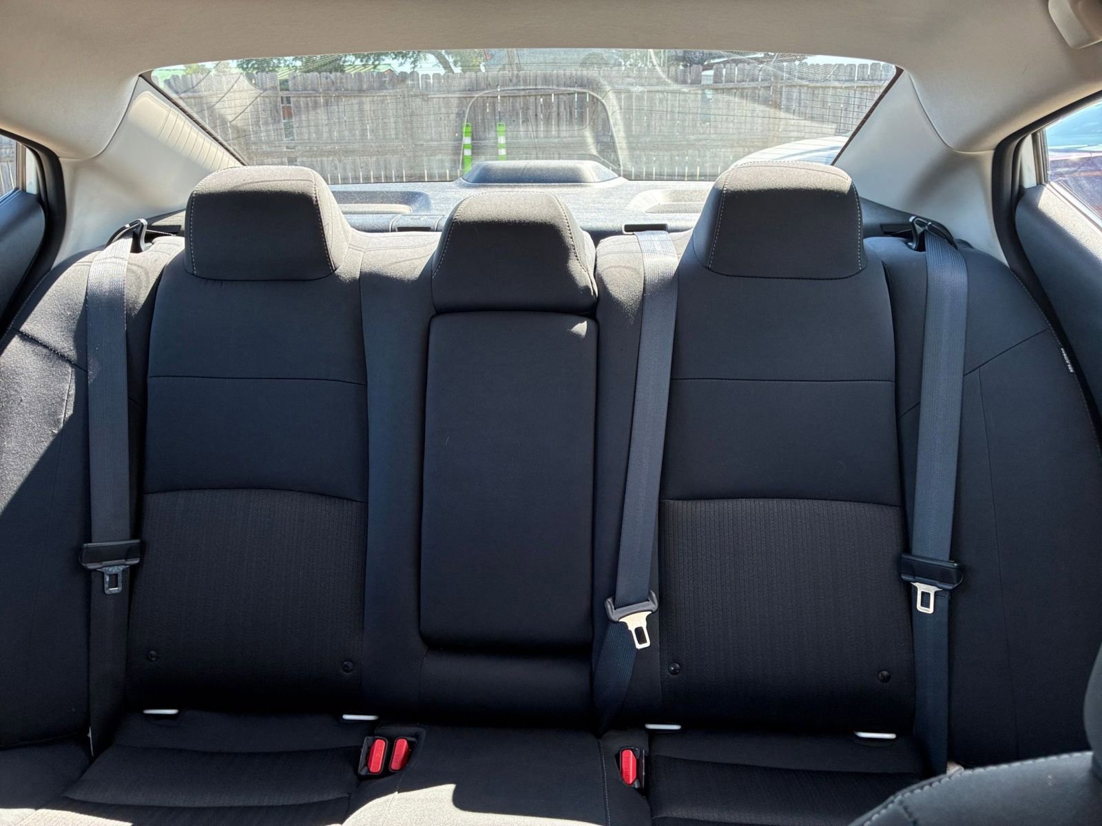 Used 2025 Nissan Altima 2.5 SV FWD image 32
