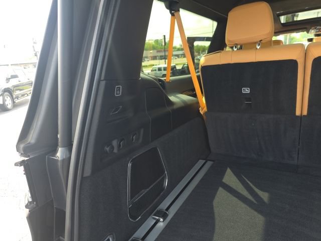 Used 2024 Jeep Grand Wagoneer L Series III w/ Rear Seat Video Group 1 AWD/4WD image 73
