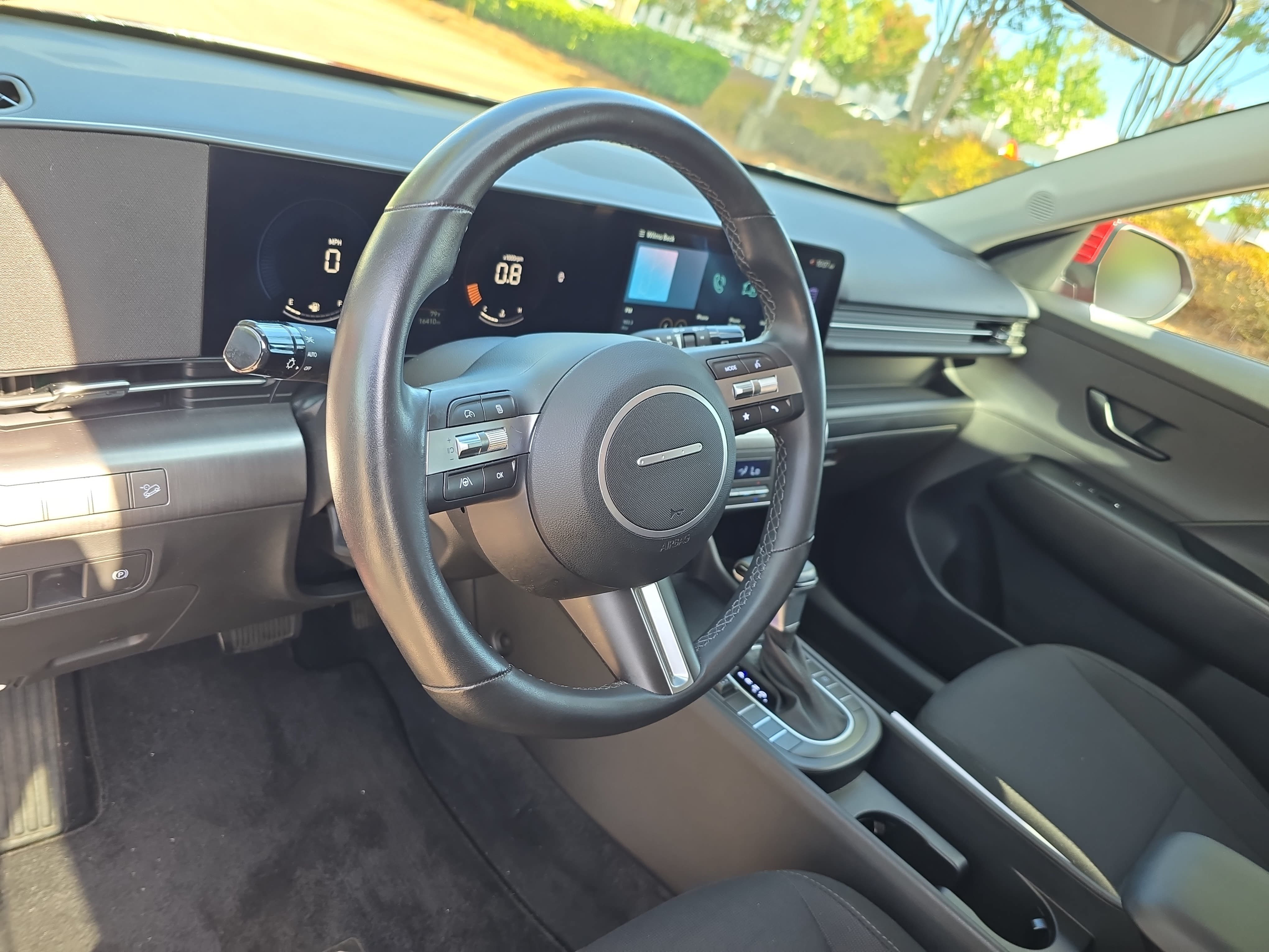 Used 2025 Hyundai Kona SEL FWD image 15