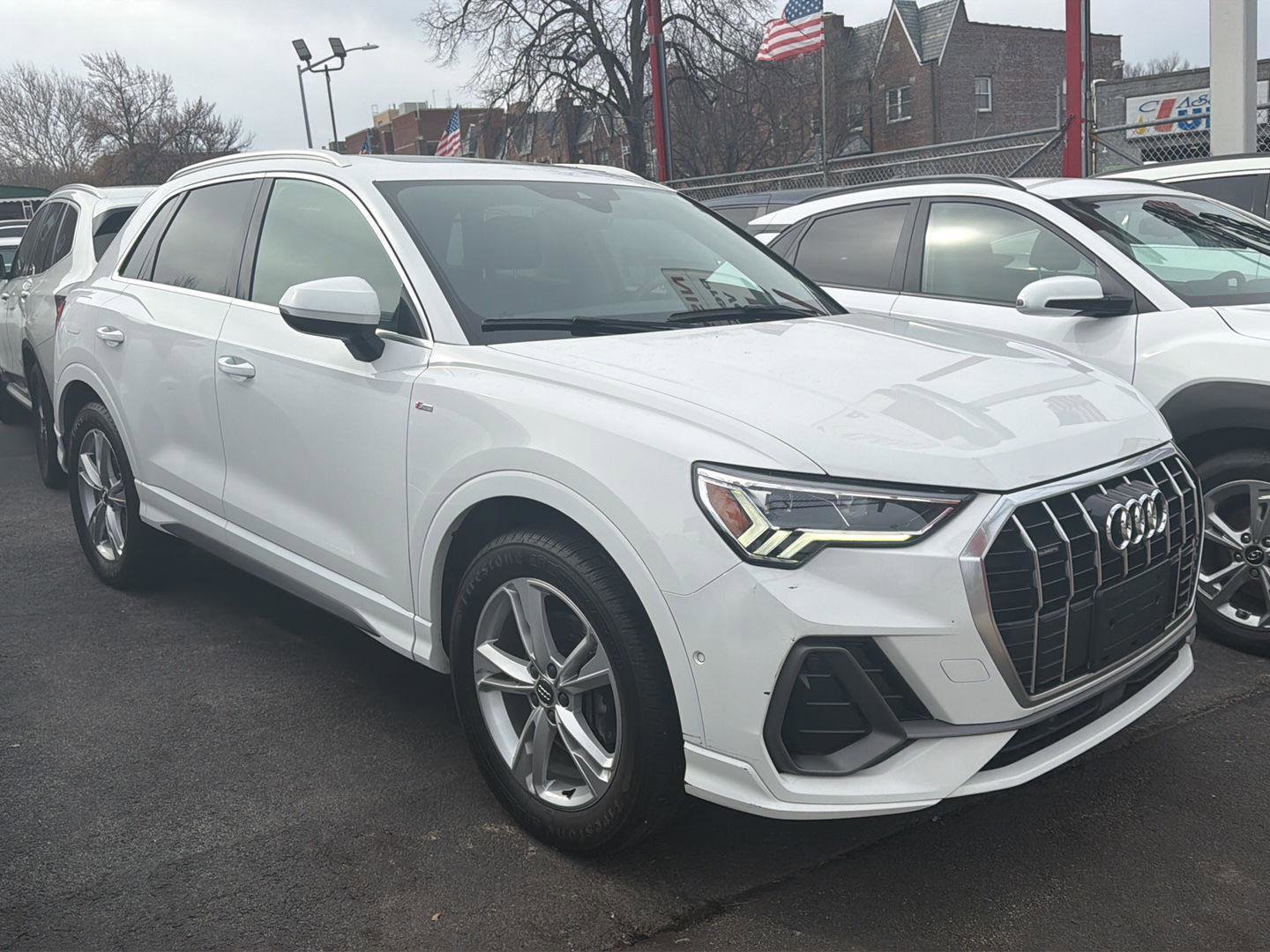 Used 2020 Audi Q3 2.0T Prestige w/ Prestige Package image 3