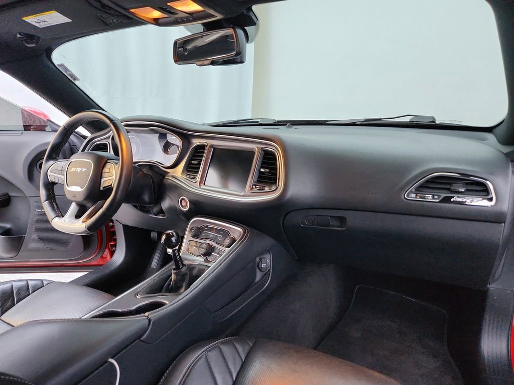 Used 2016 Dodge Challenger SRT Hellcat image 28