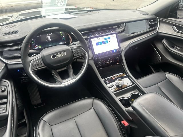 Used 2024 Jeep Grand Cherokee Limited 4xe AWD/4WD image 24