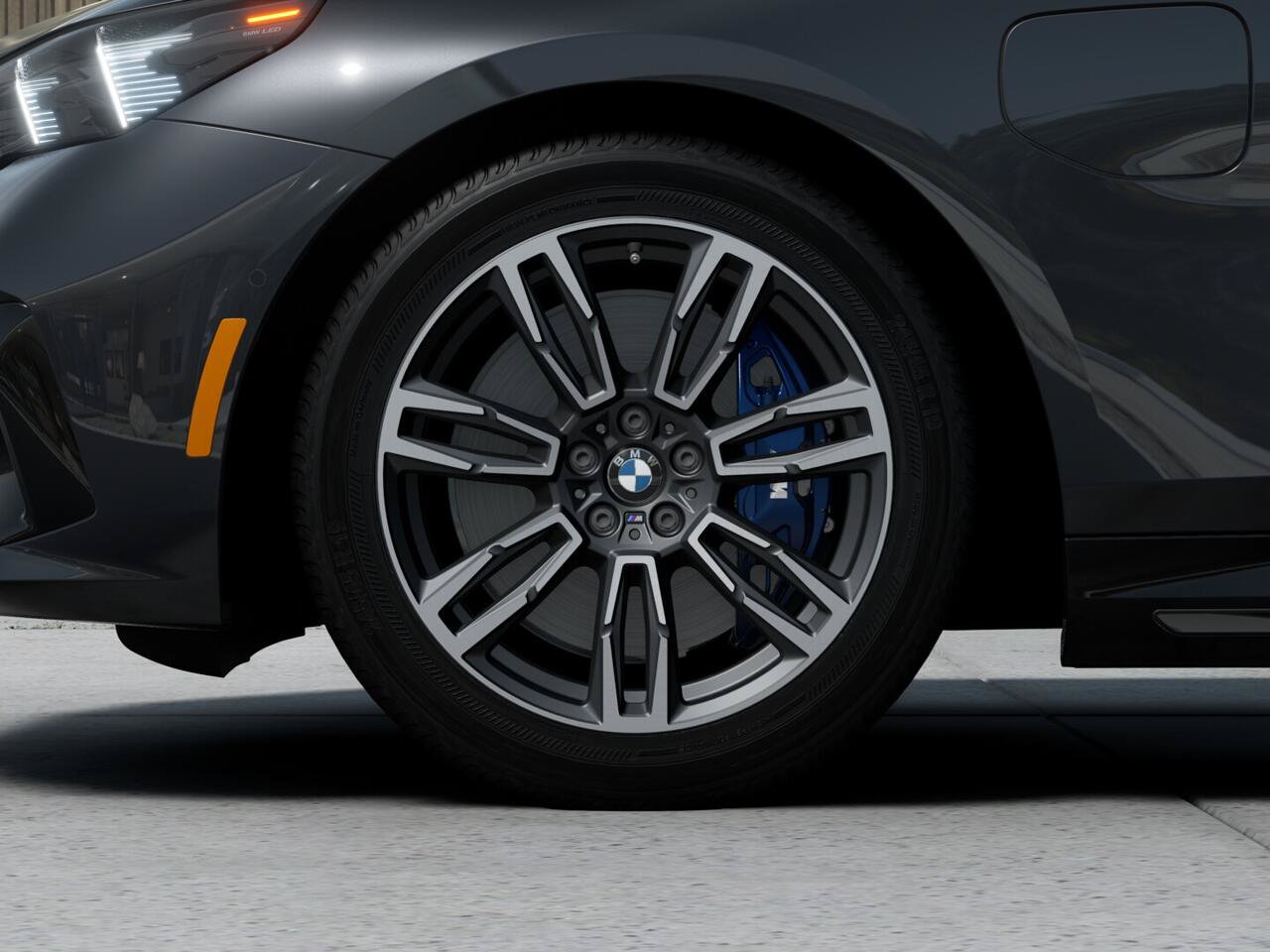 New 2027 BMW 550e xDrive AWD/4WD image 7