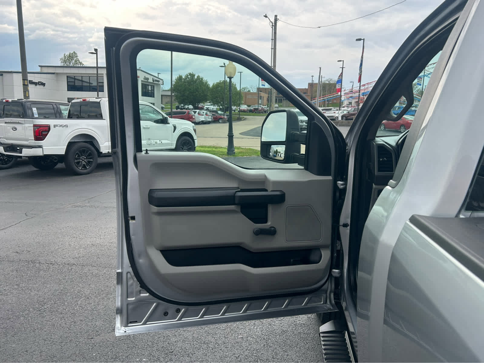 Used 2021 Ford F250 XL image 13