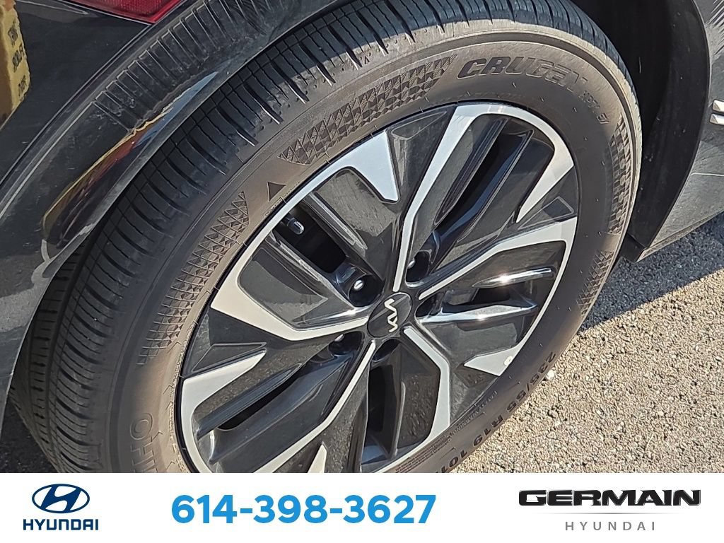 Used 2023 Kia EV6 Wind RWD image 12