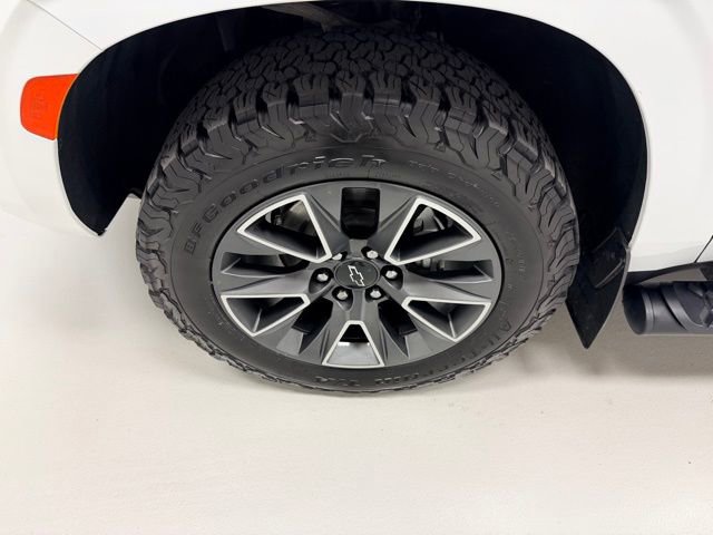 Certified 2023 Chevrolet Tahoe Z71 w/ Luxury Package image 22