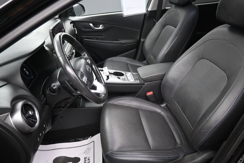 Used 2023 Hyundai Kona Limited FWD image 25