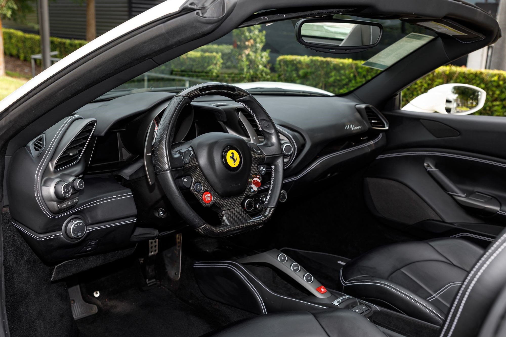 Used 2019 Ferrari 488 Spider RWD image 28