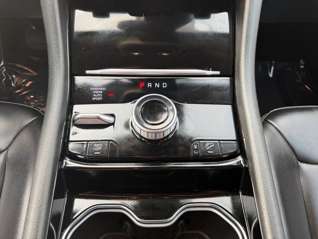Used 2023 Jeep Grand Cherokee 4WD 4xe image 11