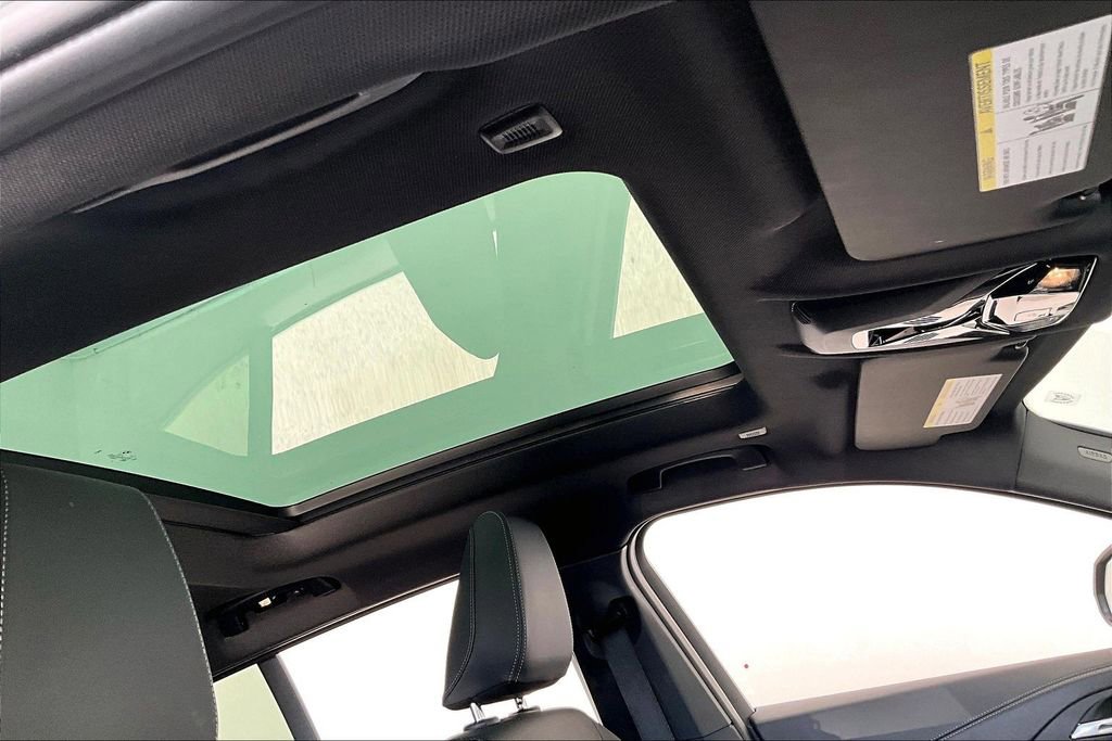 Used 2025 BMW X2 xDrive28i image 21