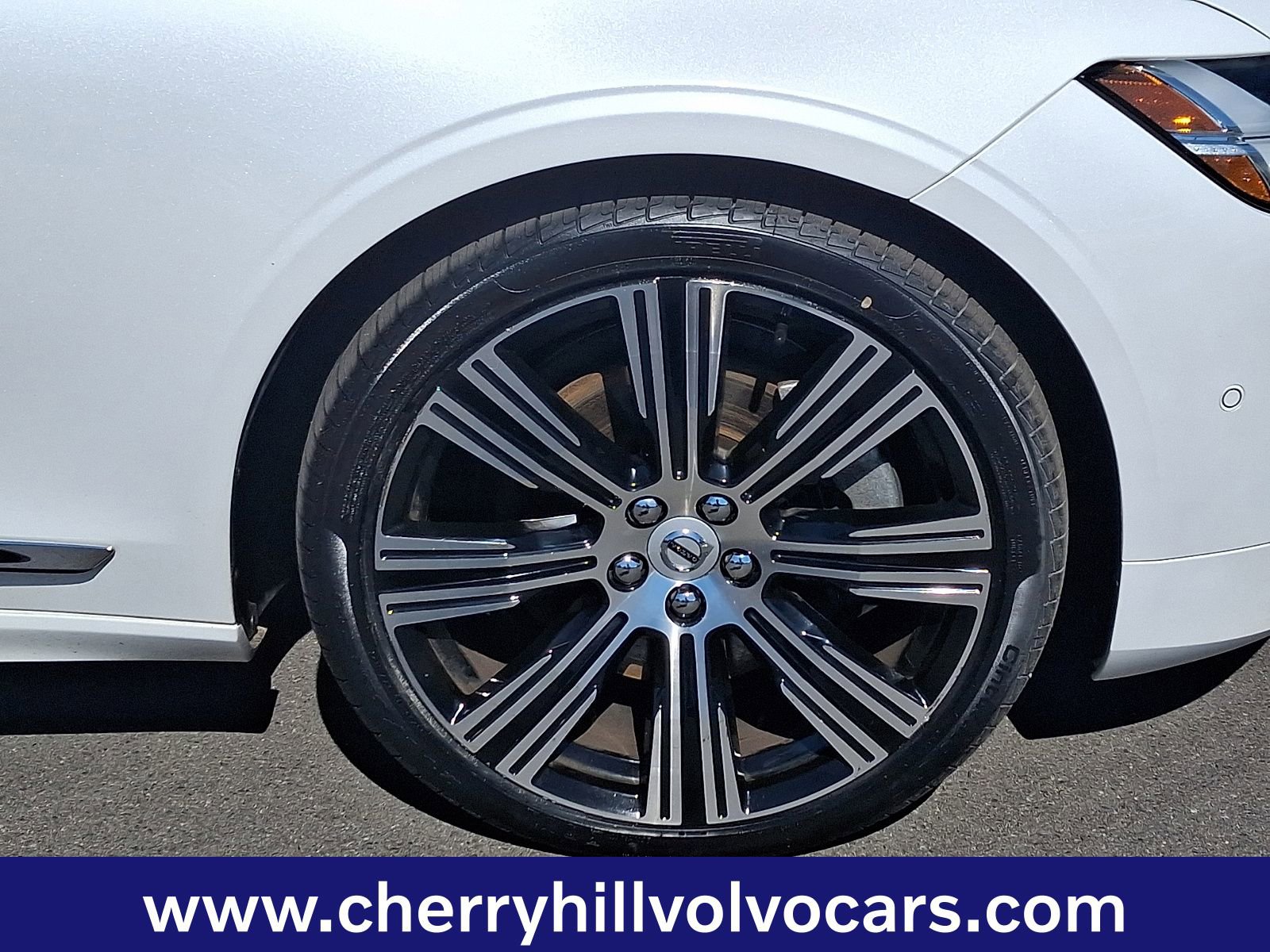 Certified 2023 Volvo S90 B6 Plus w/ Protection Package Premier image 9