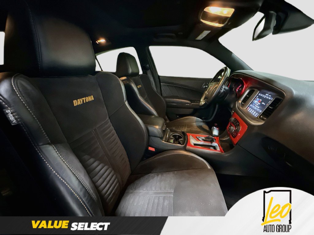 Used 2017 Dodge Charger R/T RWD image 31