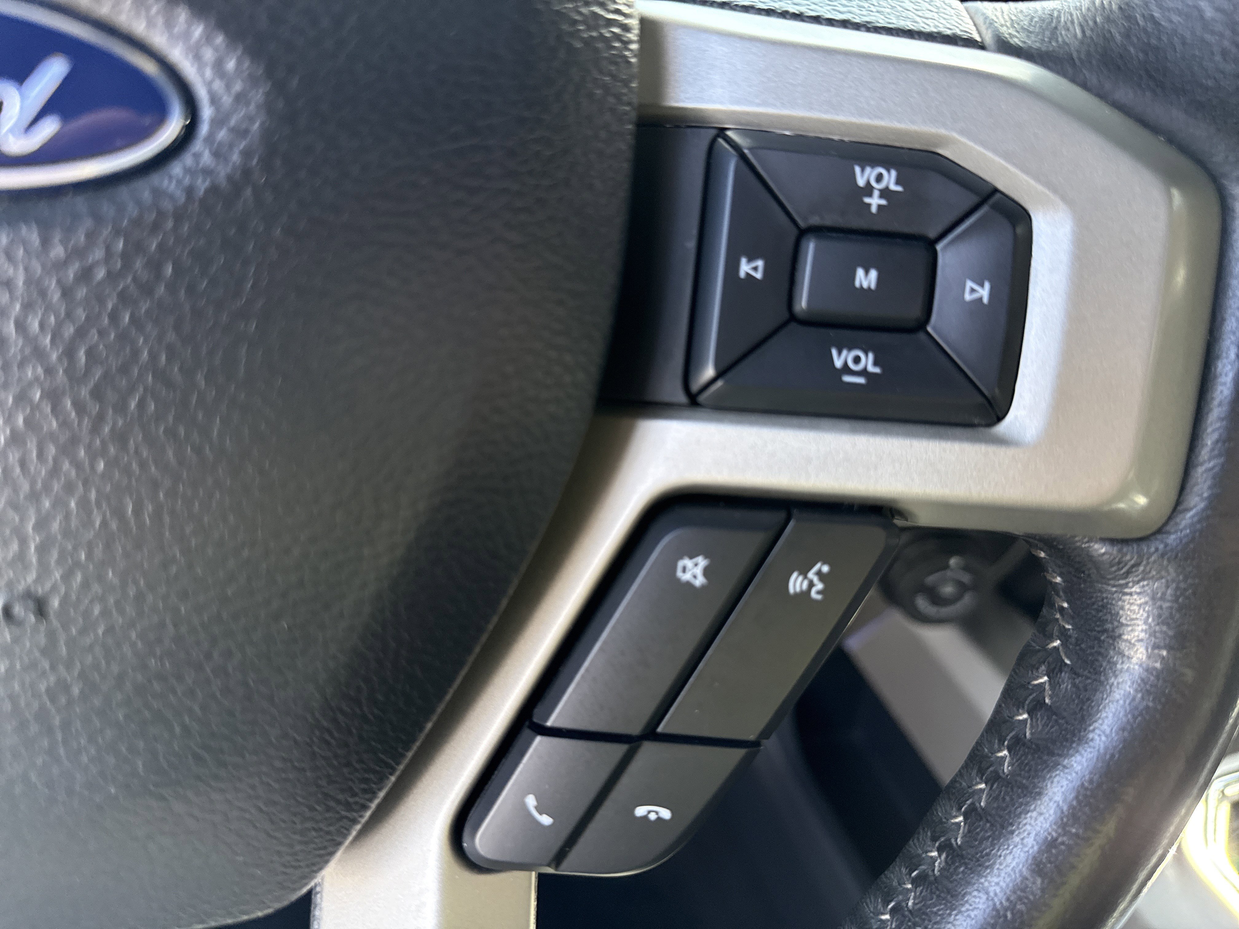 Used 2022 Ford F250 Lariat w/ Lariat Ultimate Package image 24