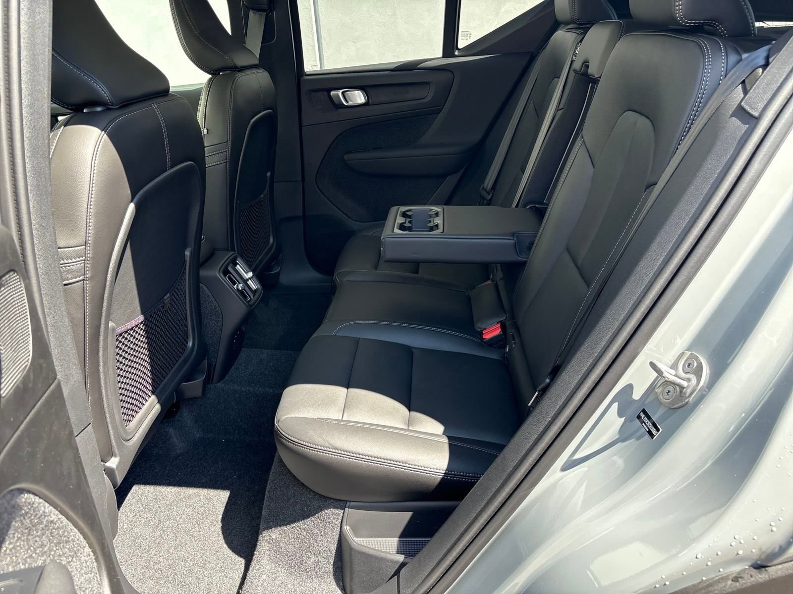 New 2026 Volvo XC40 B5 Plus w/ Protection Package Premier image 31