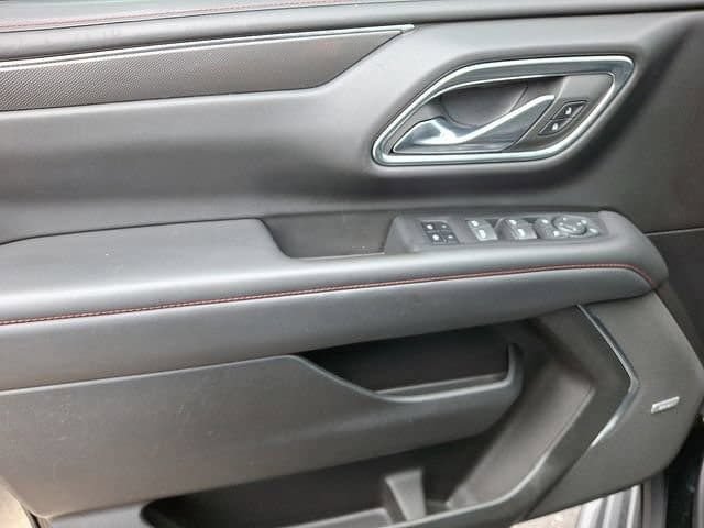Used 2023 Chevrolet Suburban RST w/ Sport Performance Package AWD/4WD image 14
