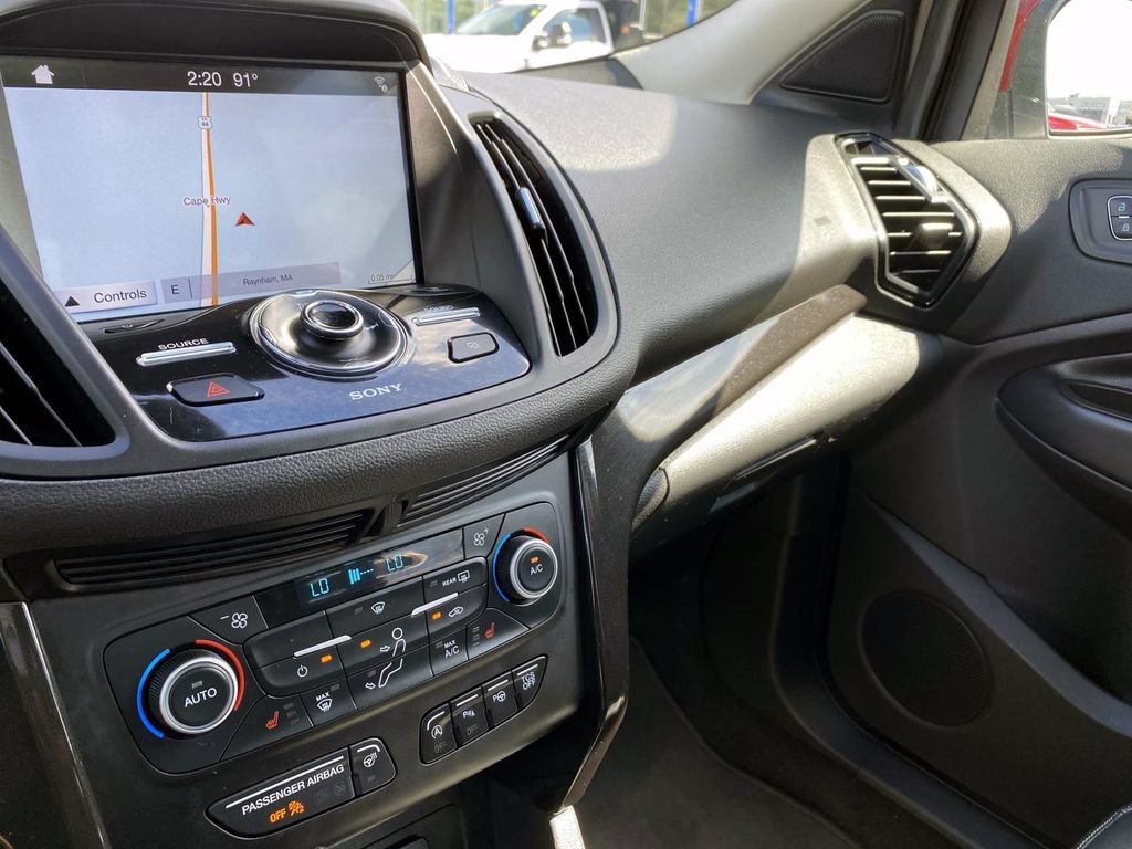 Used 2019 Ford Escape Titanium AWD/4WD image 29