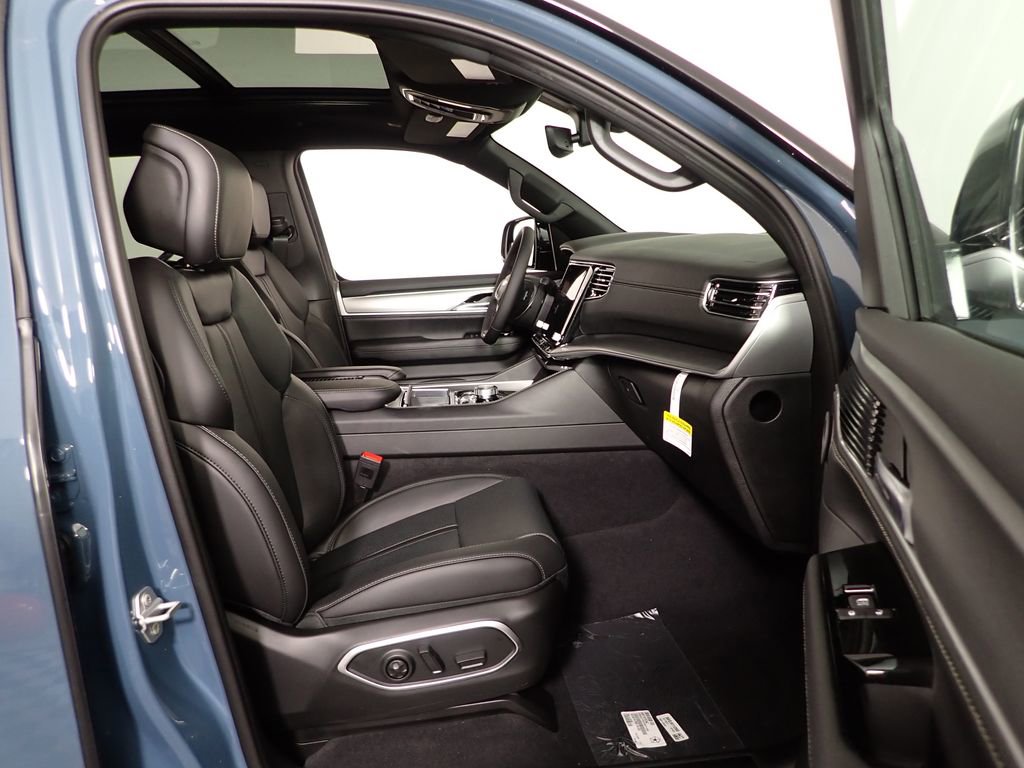 New 2026 Jeep Grand Wagoneer 4WD w/ Quick Order Packge 29V Upland image 45