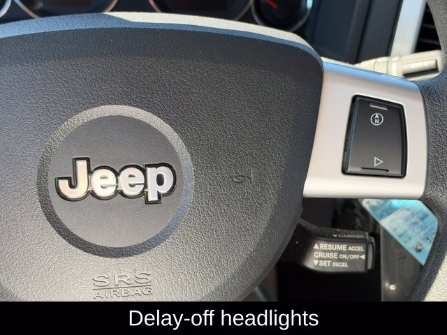 Used 2008 Jeep Grand Cherokee Laredo AWD/4WD image 31