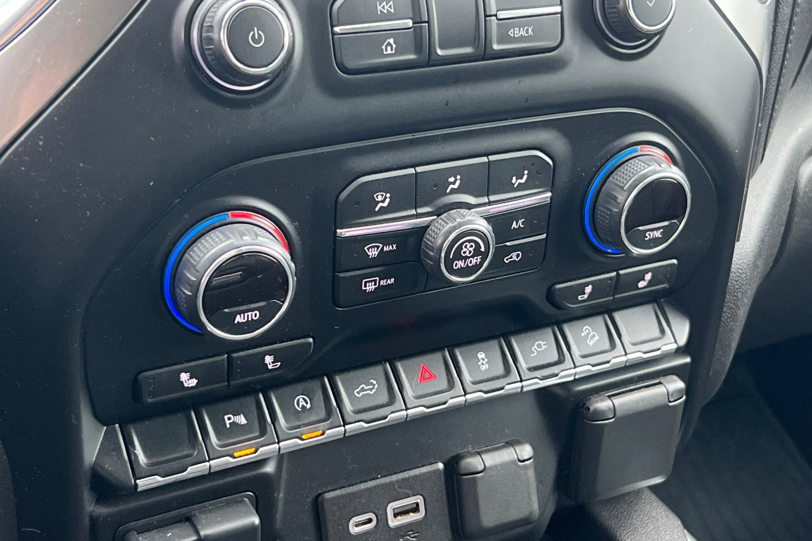 Used 2020 Chevrolet Silverado 1500 RST image 16