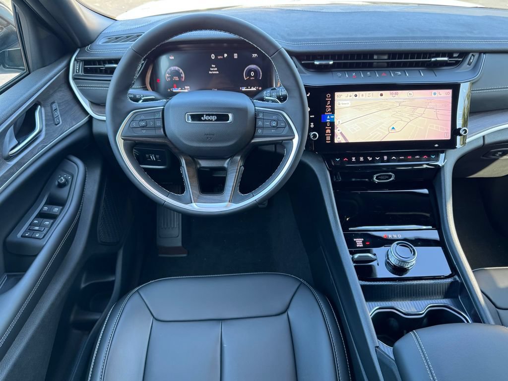 New 2027 Jeep Grand Cherokee Limited AWD/4WD image 18