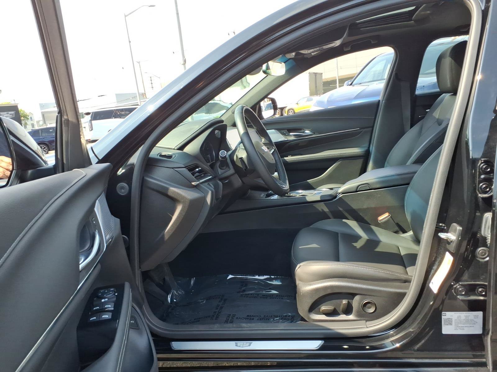Certified 2024 Cadillac CT4 Luxury w/ Sun And Sound Package AWD/4WD image 18