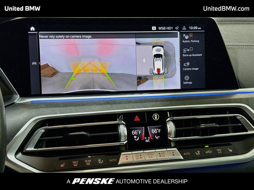 Used 2022 BMW X5 xDrive40i w/ Premium Package AWD/4WD image 16