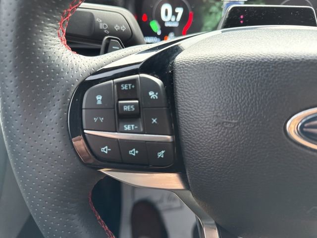 Used 2025 Ford Explorer ST image 35