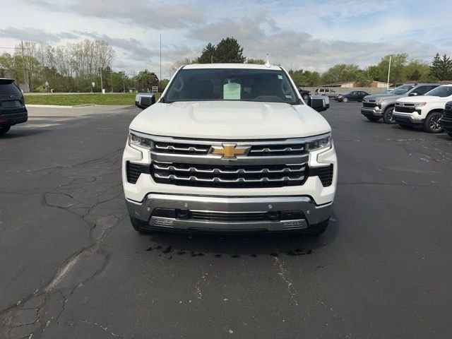Used 2023 Chevrolet Silverado 1500 LTZ w/ LTZ Premium Package AWD/4WD image 8