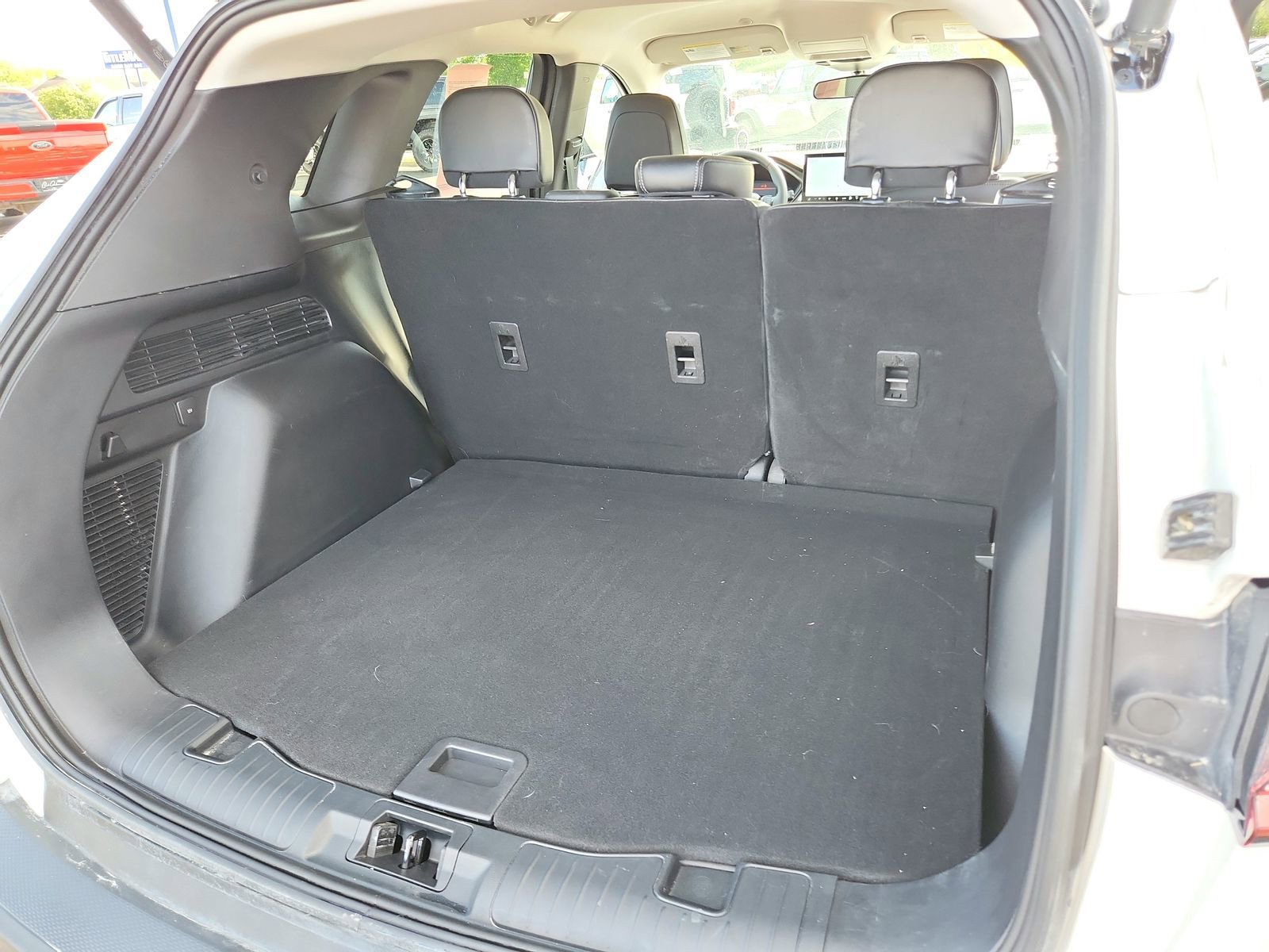Used 2024 Ford Escape SE FWD image 30