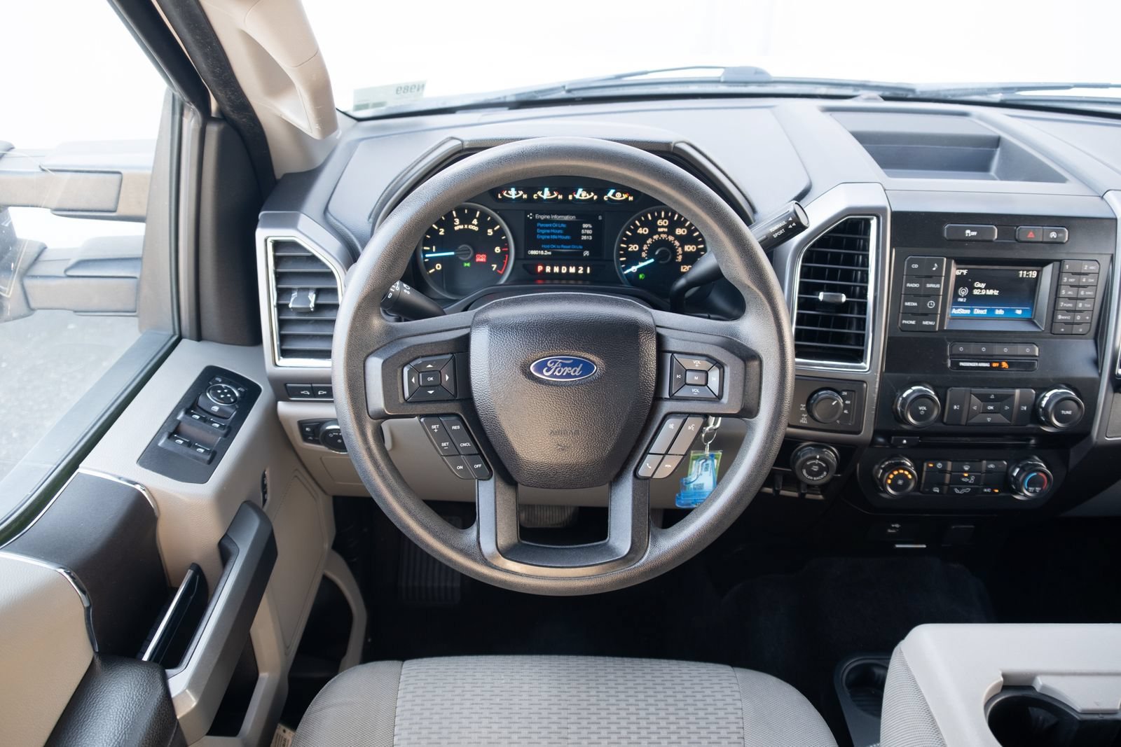 Used 2016 Ford F150 XLT AWD/4WD image 2
