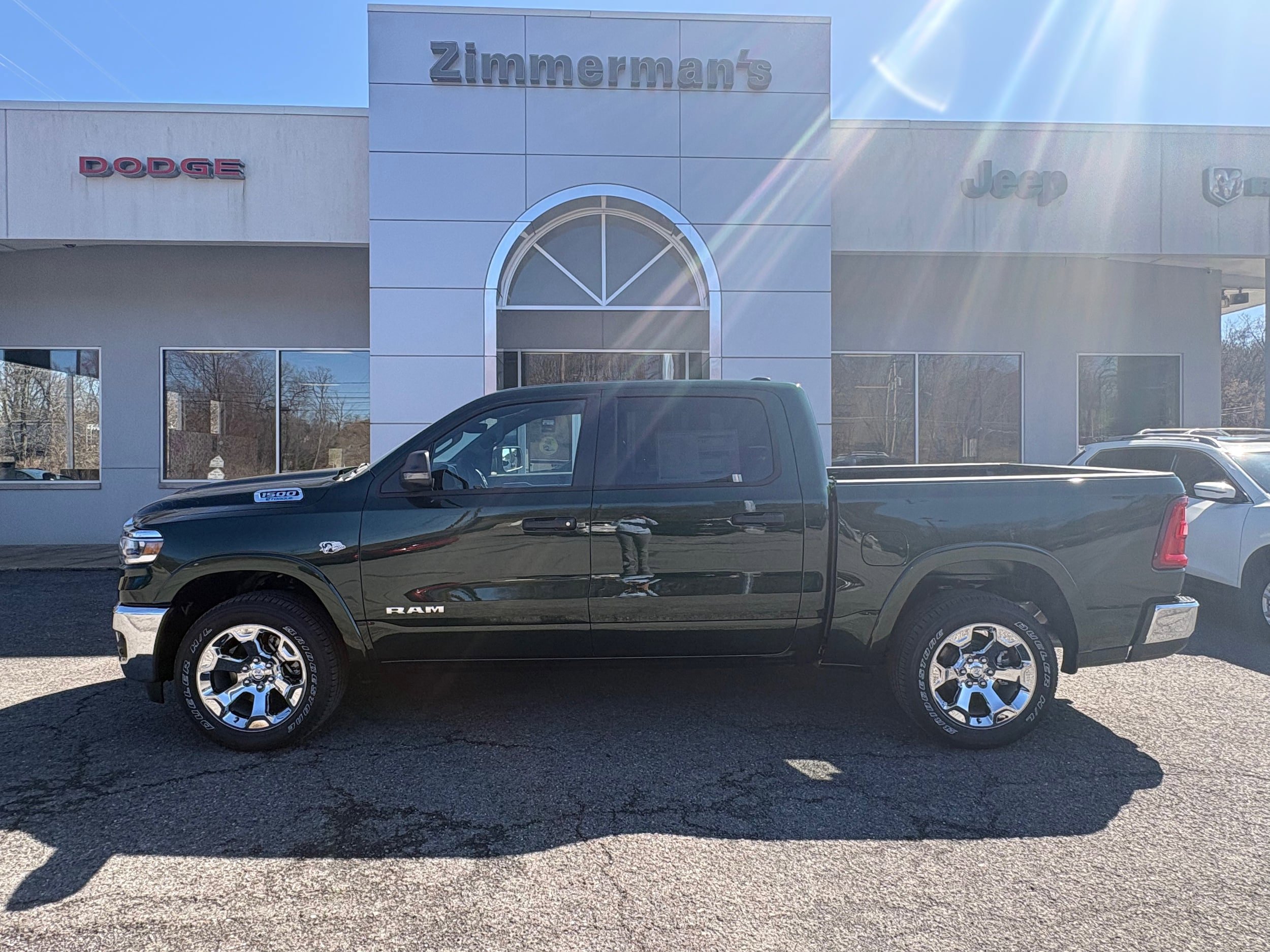 New 2026 RAM 1500 4x4 Crew Cab image 2