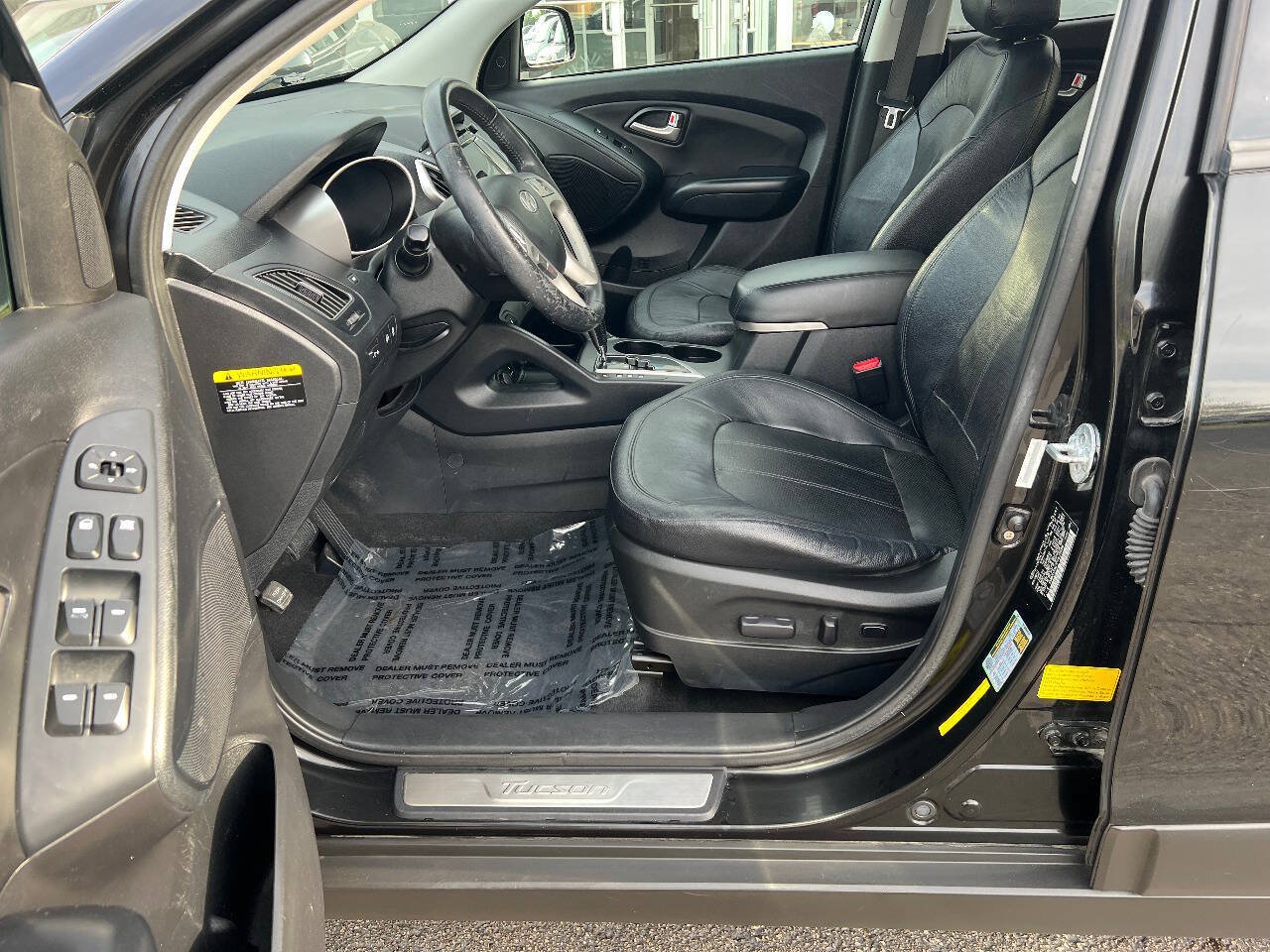 Used 2013 Hyundai Tucson Limited w/ Premium Pkg FWD image 21