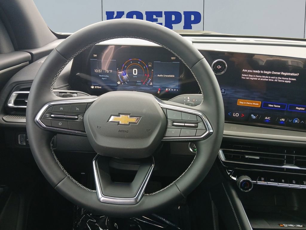 New 2026 Chevrolet Traverse LT image 13