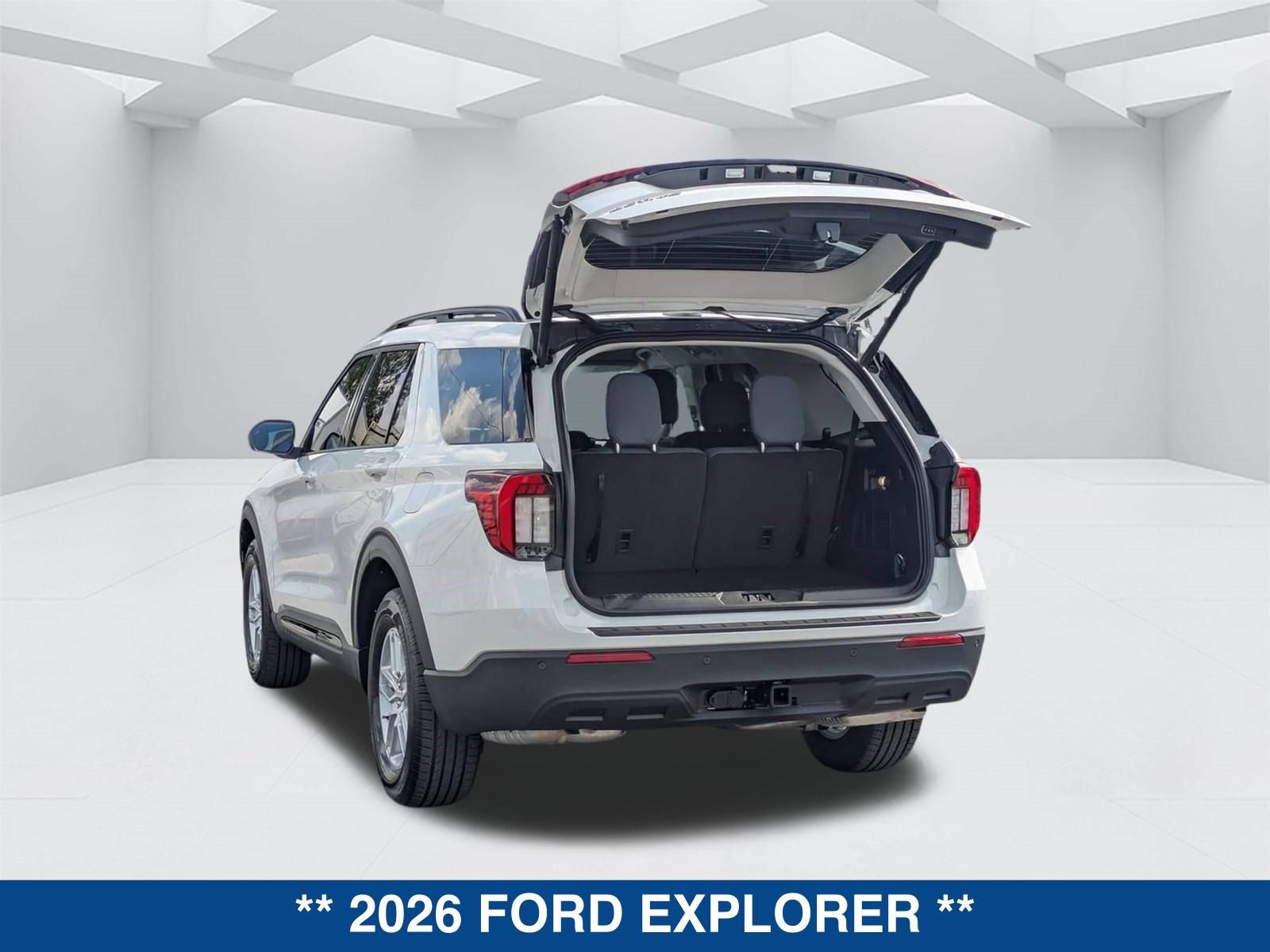 New 2026 Ford Explorer Active RWD image 15