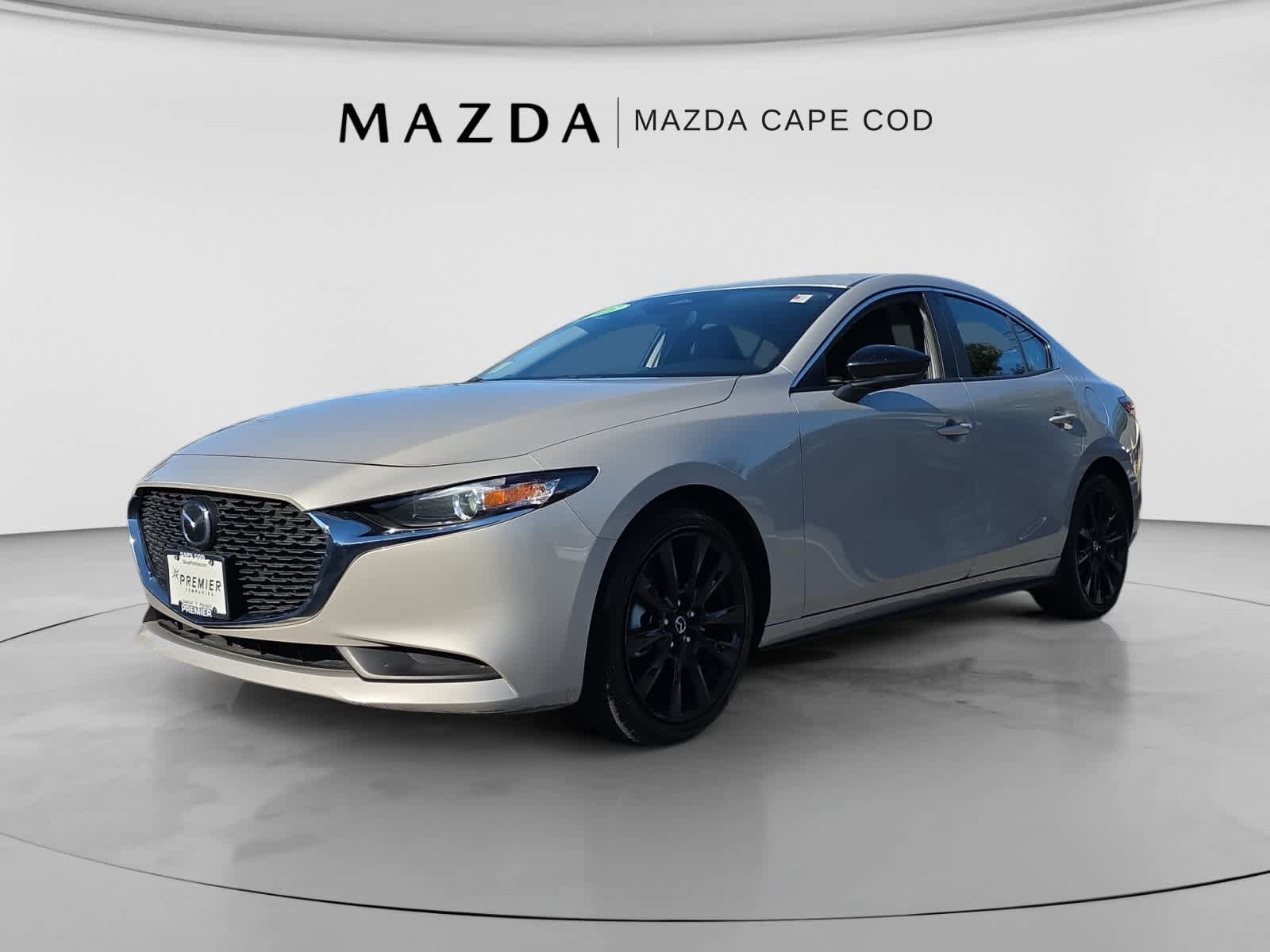 Used 2025 MAZDA MAZDA3 s FWD image 3