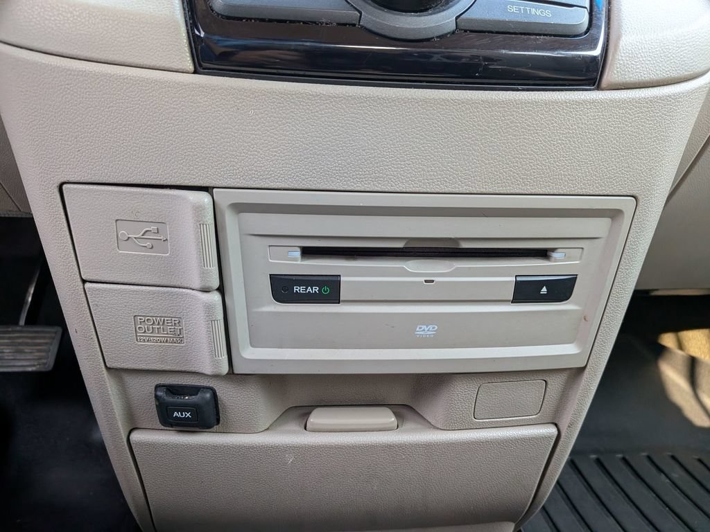 Used 2017 Honda Odyssey SE image 36