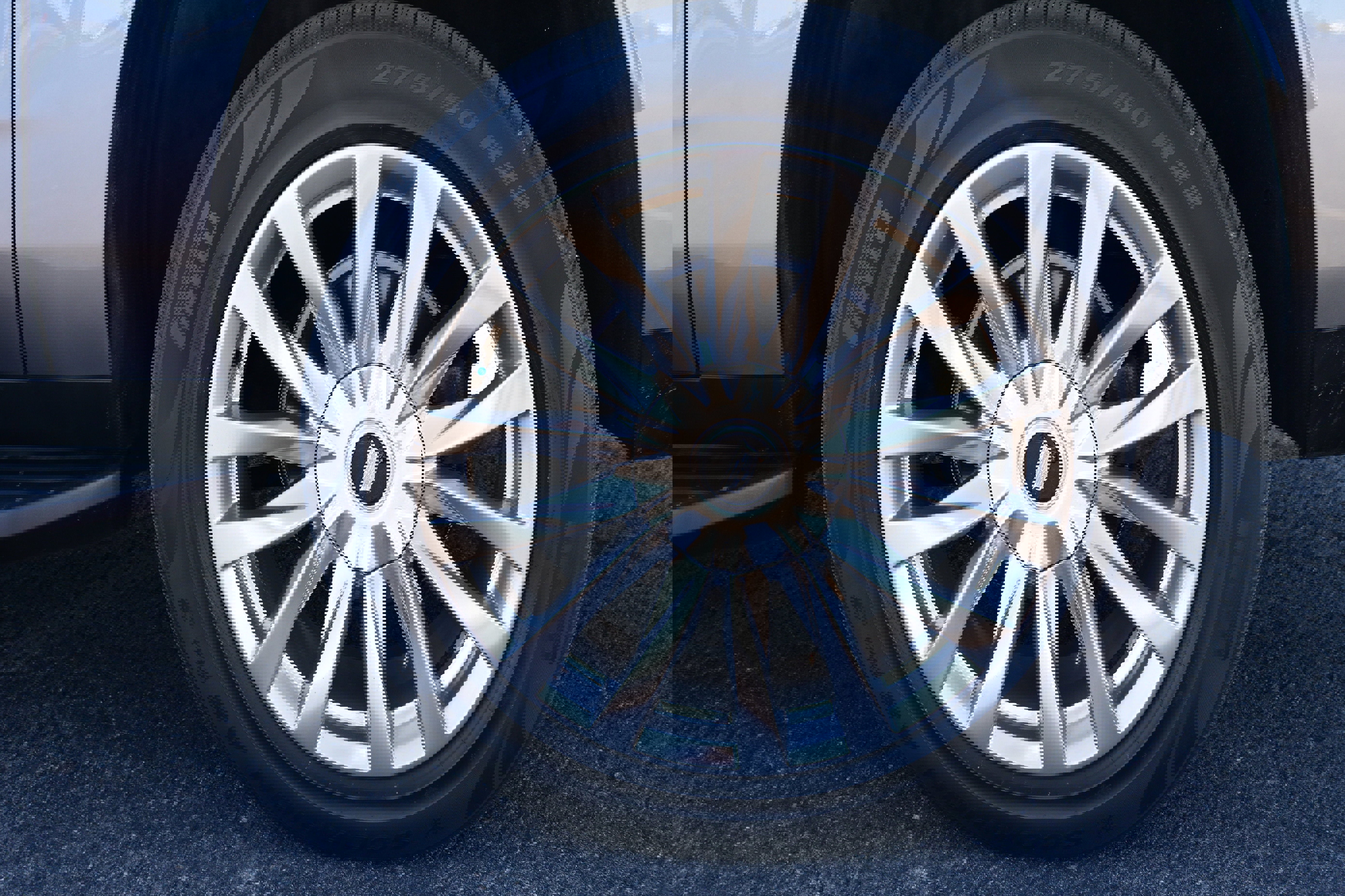 Used 2021 Cadillac Escalade ESV Premium Luxury w/ LPO, Illumination Package image 11